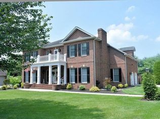 3245 Muirfield Dr, Chambersburg, PA