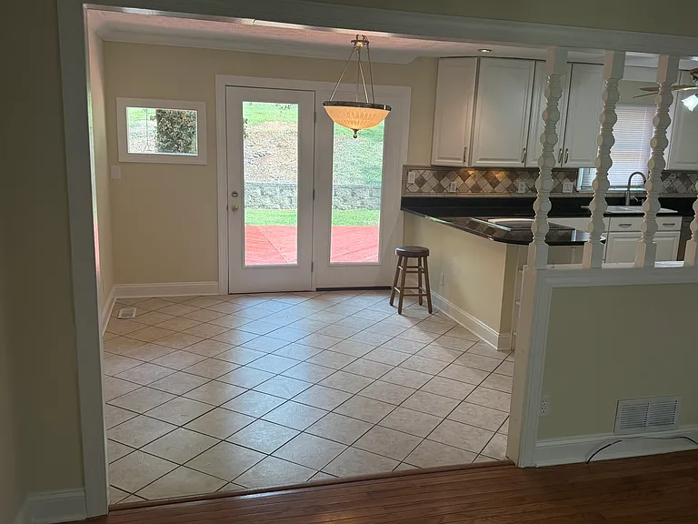 6063 Pine Terrace Dr — Photo 11