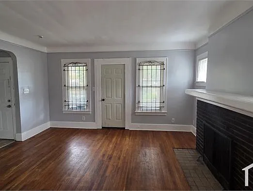 2 bed, $900 — Photo 3