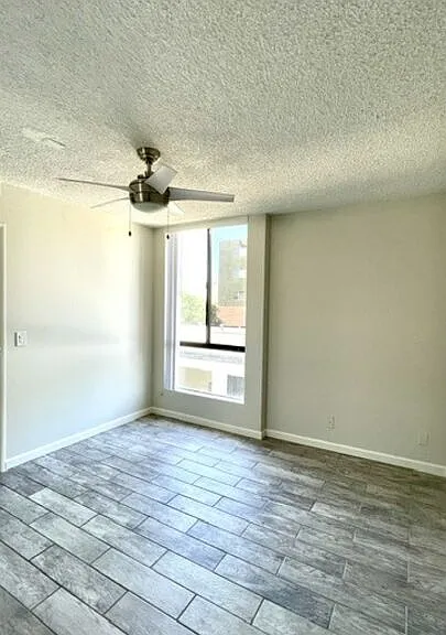 922 N Hudson Ave #10 — Photo 7