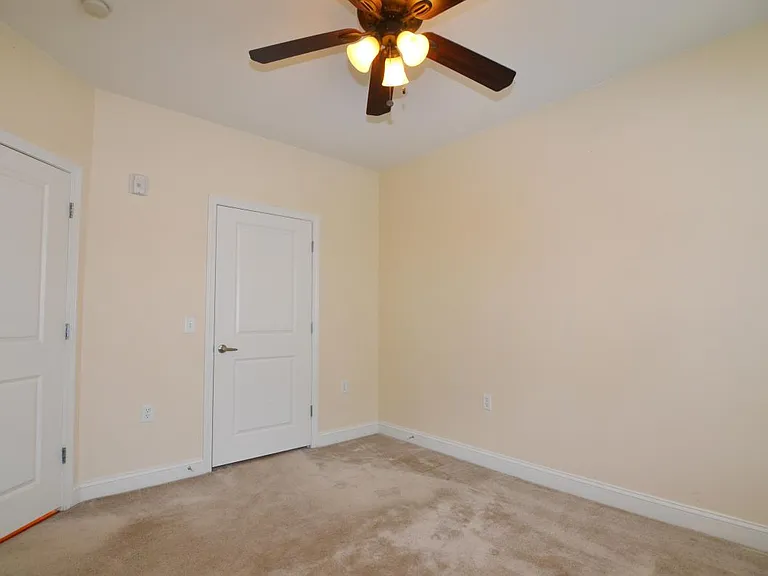 1391 Pennsylvania Ave SE #452 — Photo 14