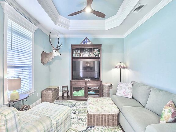 2nd image of 59 Parkcrest Ct