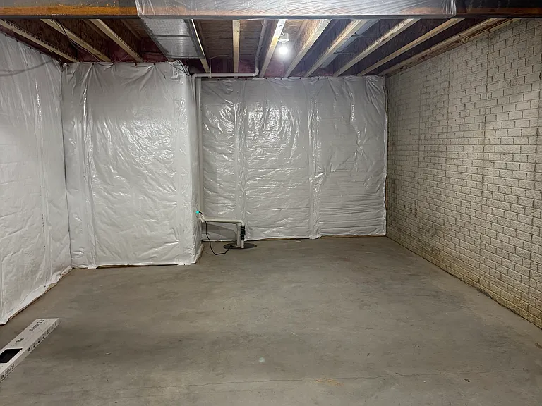 200 W Agnes Dr — Photo 24