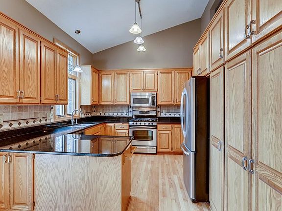 3rd image of 9012 Dunbar Knoll Ct