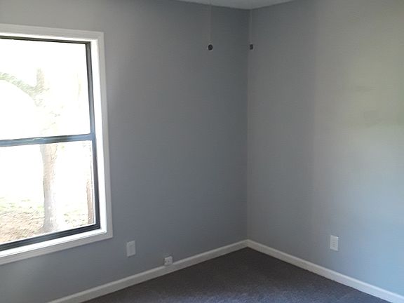 5th image of 516 Hollow Ct