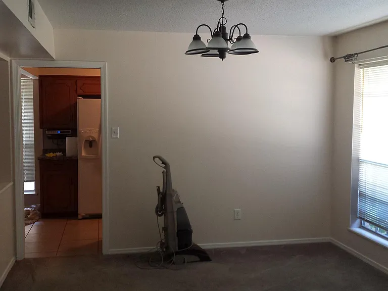 184 Pomeroy Dr — Photo 4