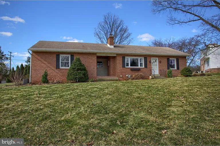 3344 Harrison Ave photo 1
