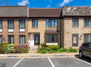 10258 Cherry Walk Ct, Oakton, VA 22124