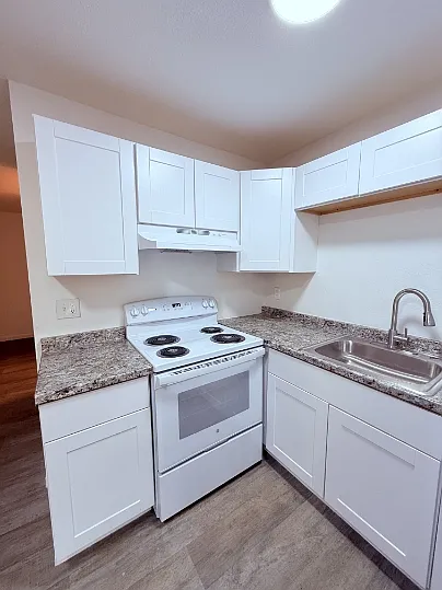 3810 East Monte Vista Drive A10 — Photo 3