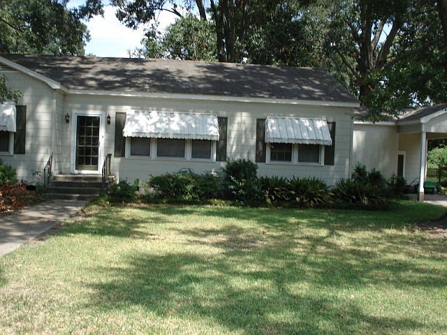 1st image of 1002 Tampa St