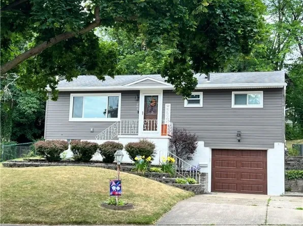 261 Eastholm Ave, Akron, OH 44312