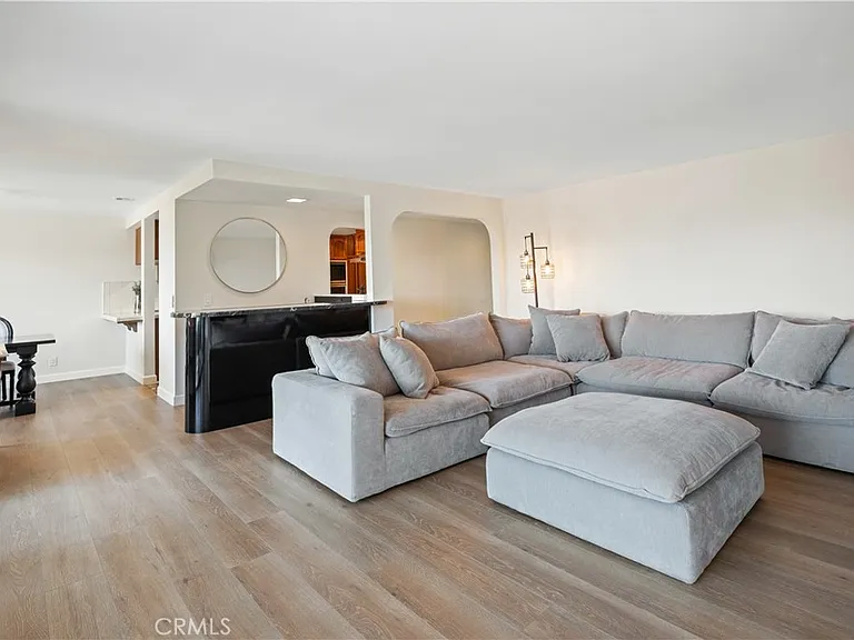 1150 W 13th St #306 — Photo 14