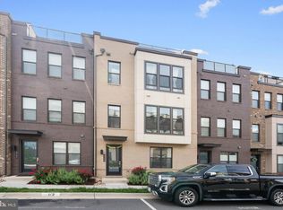 4739 Lacey Manor Pl, Chantilly, VA 20151