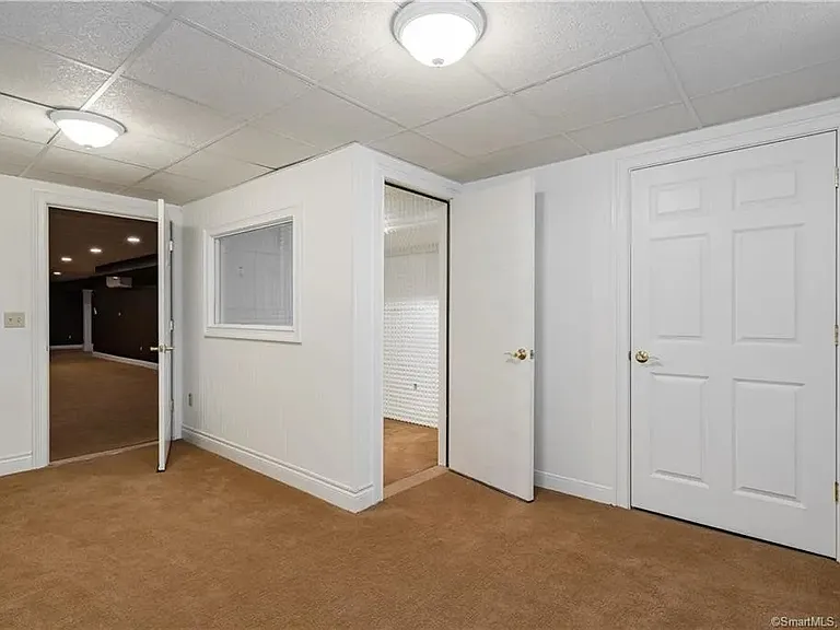 6 Wyeth Dr #6 — Photo 32