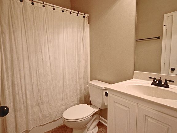 3rd image of 13440 Reid Dr