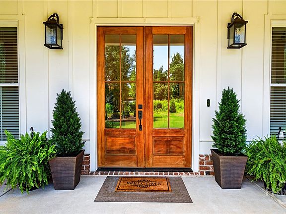 2nd image of 1033 McLeod Estates Drive
