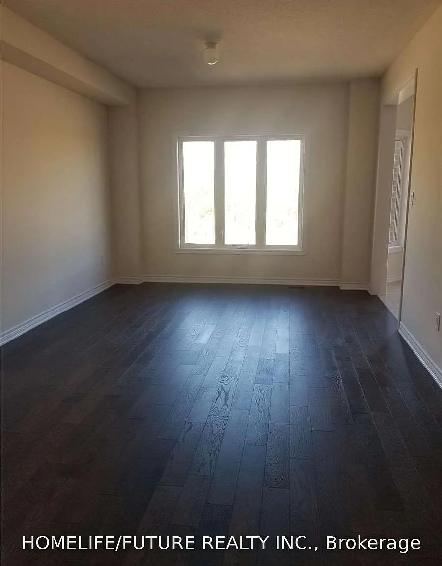 5 bed, $2,250 — Photo 2