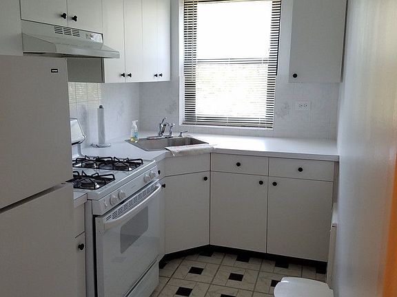 3rd image of 2705 Kings Hwy APT 5C