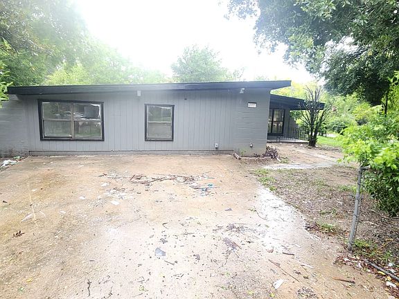 3rd image of 4522 W Marlboro Cir