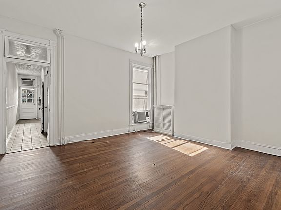 5th image of 2809 N Calvert St