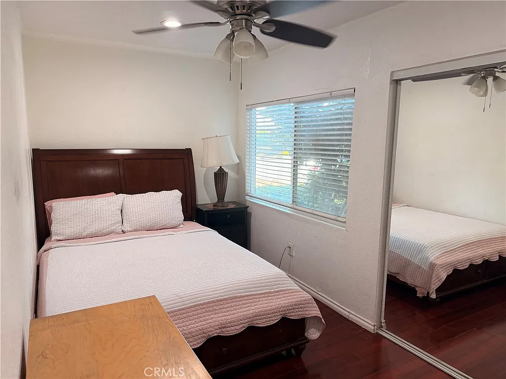 3 bed, 550 sqft, $3,800 — Photo 3