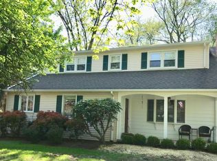 122 Westwood Rd, Stamford, CT 06902