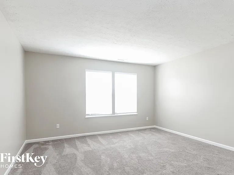 1833 Breman Ln — Photo 5