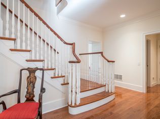 204 Applebrook Dr, Malvern, PA 19355