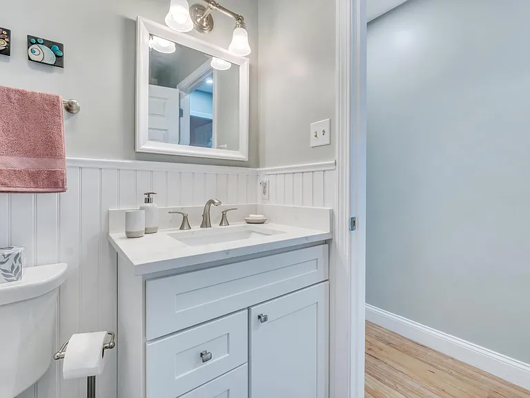 13 Dean Rd — Photo 24