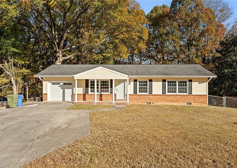 1st image of 1165 Crescent Ct
