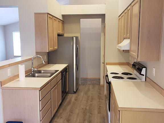 5th image of 5729 65th St NE