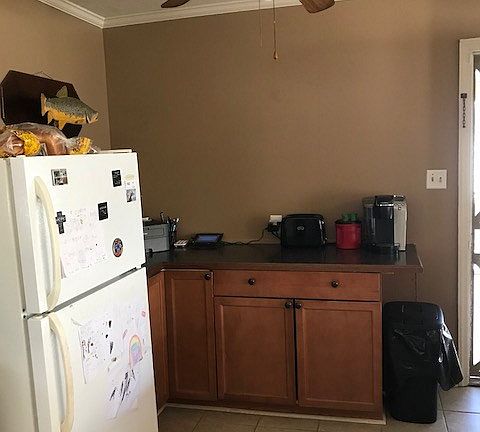 5th image of 122 Crestwood Dr