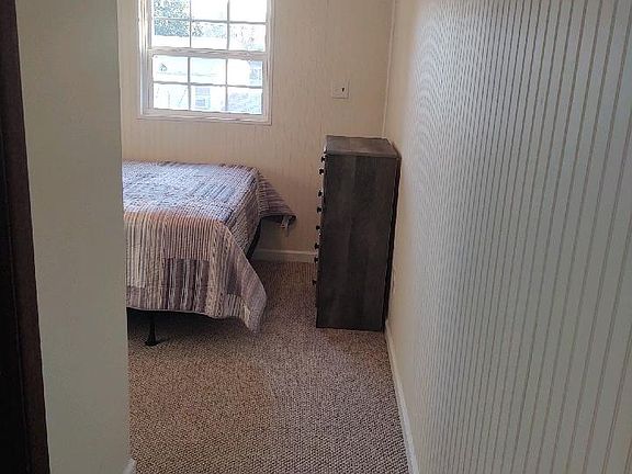 3rd image of 707 W Race St #3
