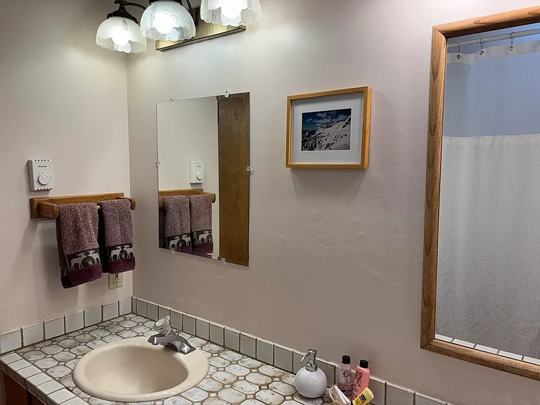 230 Spruce Dr — Photo 24