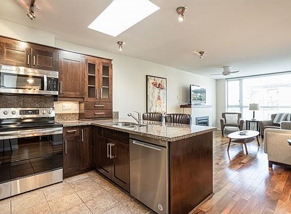 3rd image of 15777 Marine Dr #303