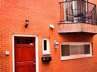 533 W Oakdale Ave #5, Chicago, IL 60657