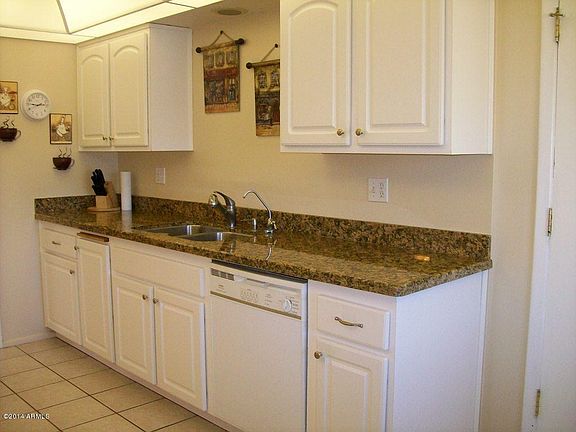 4th image of 10813 W Saratoga Cir
