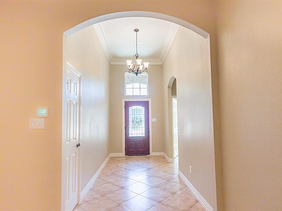 4th image of 206 W Curtis Ave