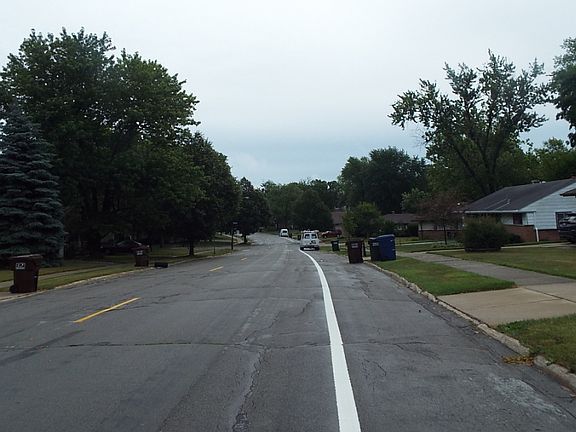 2nd image of 157 Shabbona Dr
