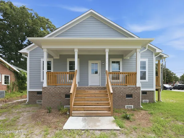 700 N Grace Avenue, New Bern, NC 28562