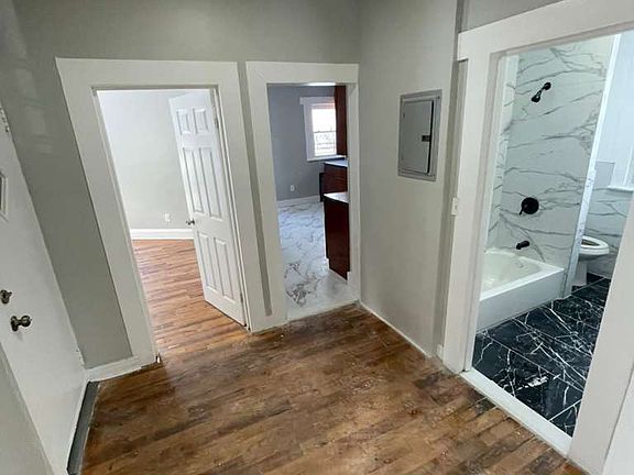 5th image of 47 N 16th St #1F