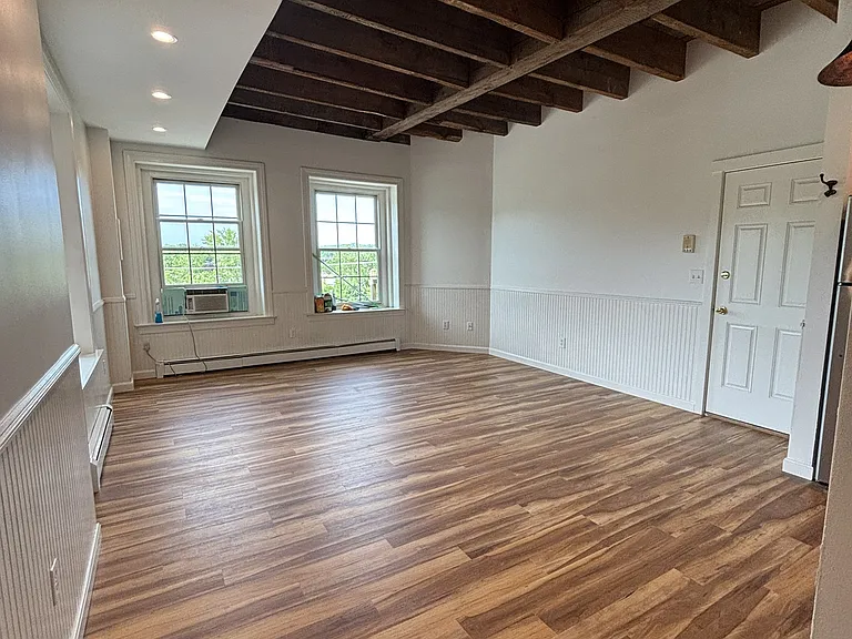 283 Water St #3C — Photo 4
