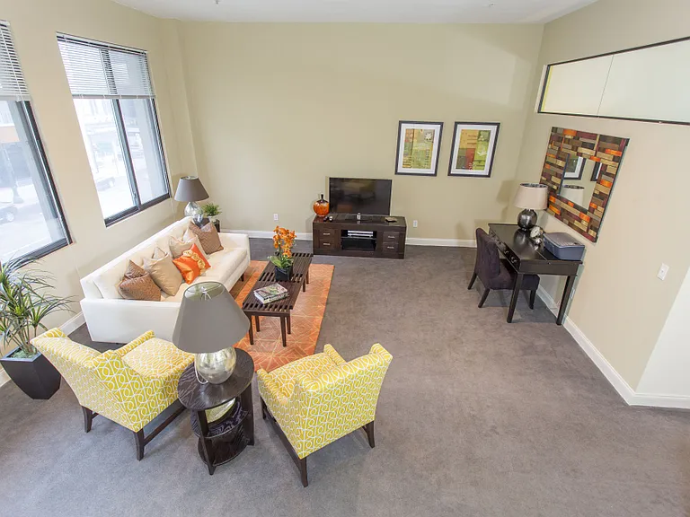 Residence Court (900 Chapel Mall) — Photo 10