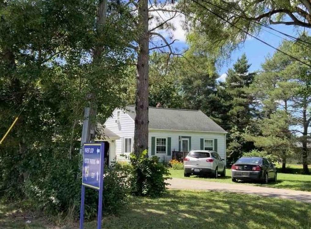 3005 Cashin Dr, Flint, MI