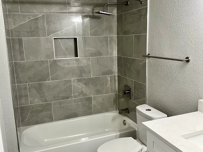 Serenity Apartments — Photo 35