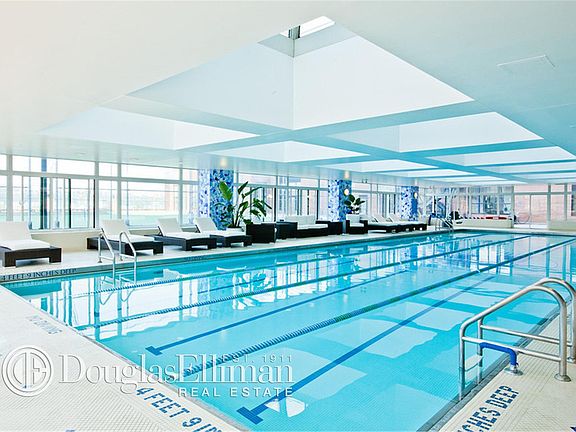 5th image of 1 River Pl APT 1928