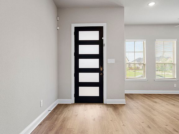 4th image of 12972 Rockham Ln