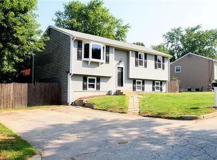 15 Carder St, West Warwick, RI 02893