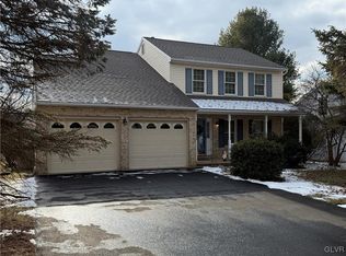 5233 Cheryl Dr, Bethlehem, PA 18017