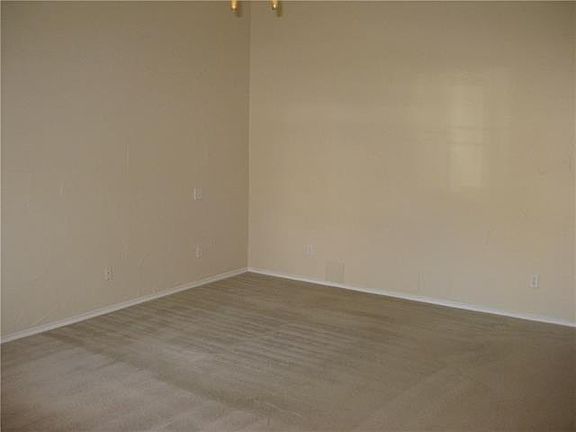 2nd image of 10513 Napa Valley Dr